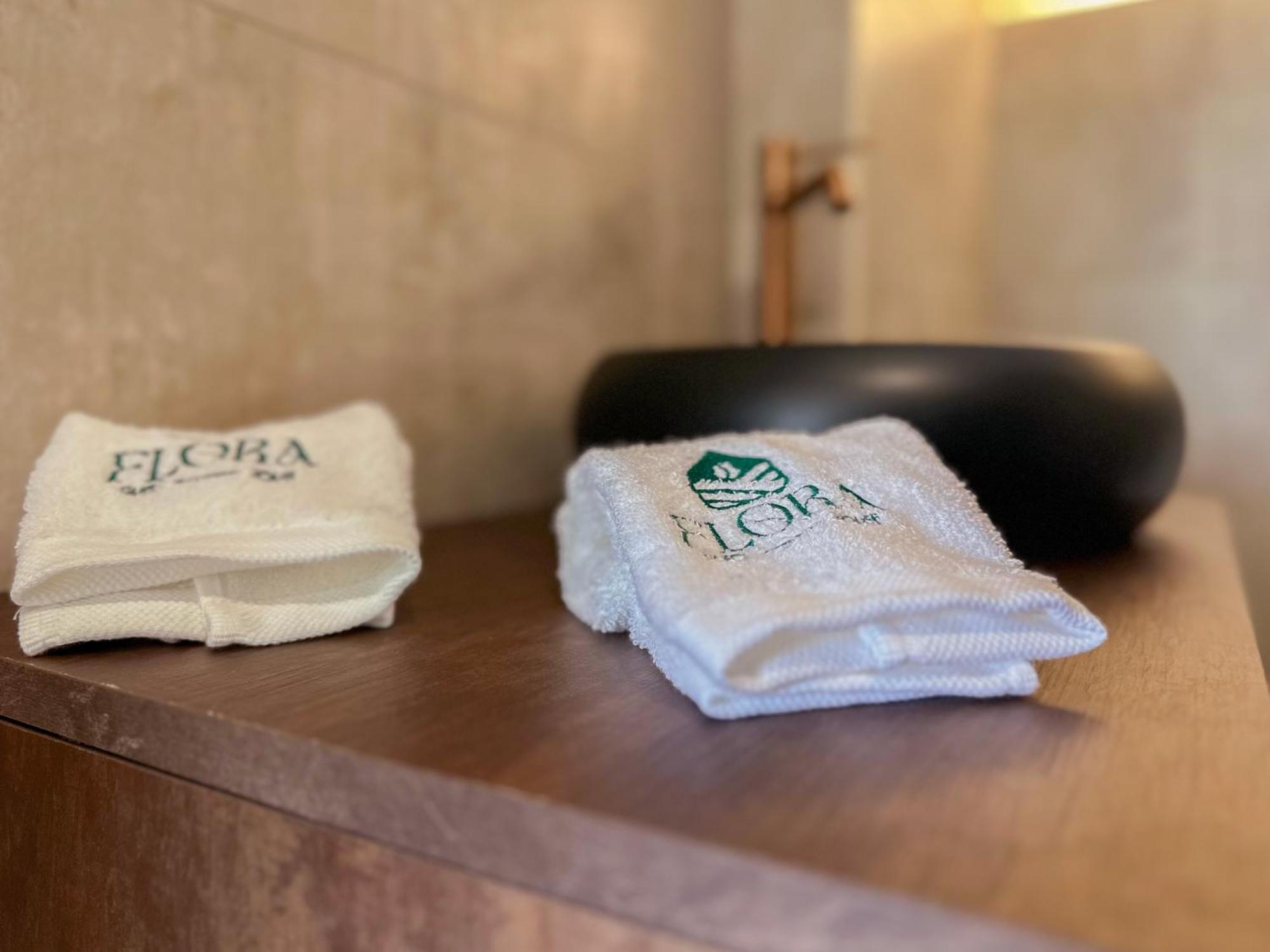 Flora Guest House Marco de Canaveses Ngoại thất bức ảnh
