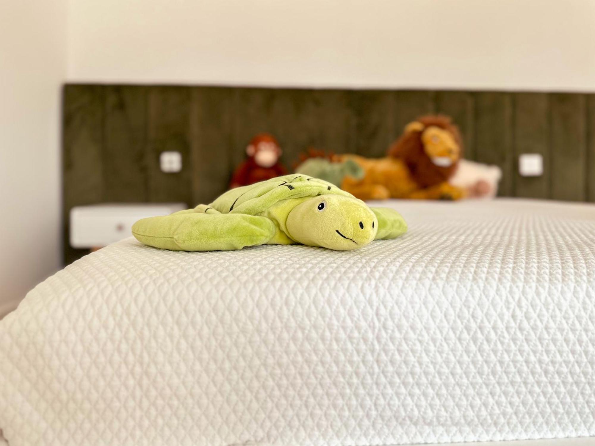 Flora Guest House Marco de Canaveses Ngoại thất bức ảnh